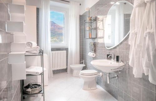 Bellano Apartment | Experience Como Lake: Pet-Friendly Retreat with High Ratings