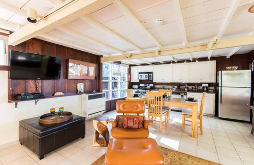 Beach Barber Tract House | Tranquil La Jolla Bungalow with Hot Tub and Ocean Views