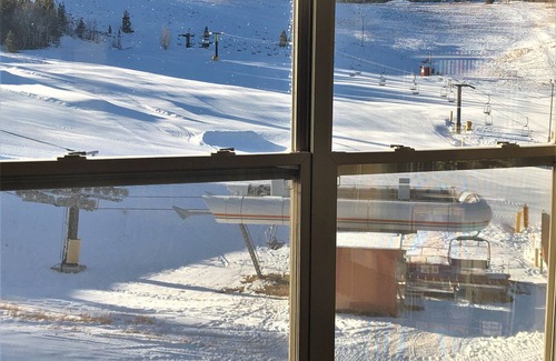 Silvercreek Condo | Top-Rated 3BR Retreat: Music Events and Scenic Activities