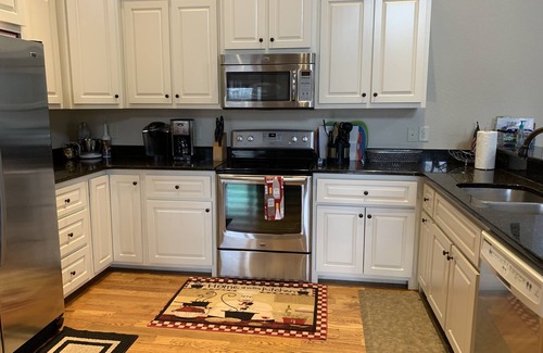 Hiawassee House | Lakefront Retreat: Kayaks, Fire-Pit & 10/10 Guest Rated