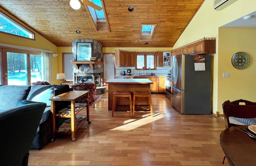 Ely Cabin | Inviting House on Bear Island Lake: Ideal for Families