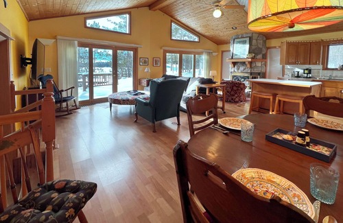 Ely Cabin | Inviting House on Bear Island Lake: Ideal for Families