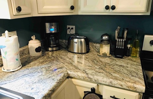 Mill Run House | Ohiopyle Oasis: Hot Tub, Fire-Pit & 10/10 Guest Rating