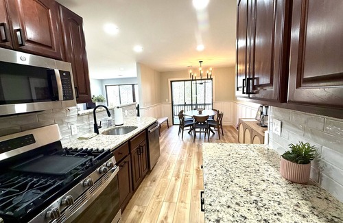 Vernon Condo | Fall Treetop Escape | Close to Minerals, Mountain Creek, Warwick