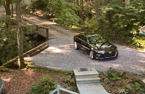 Maggie Valley House | Discover Falling Waters: Your Ideal Mountain Retreat