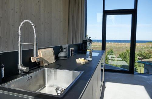 Falshoft House | Falshöft: Guest Rated 10/10 with Hot Tub & Family Amenities