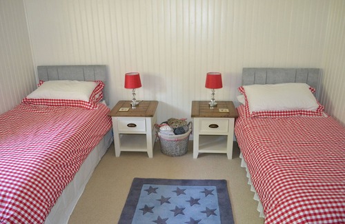 Saint-Barthelemy-dAgenais Other | Family-Friendly Private Getaway Near the Dordogne - 9/10 Rated