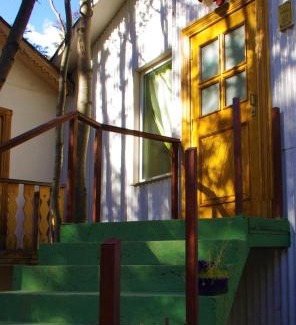 Province of Tierra del Fuego Bed & Breakfast | Family-Friendly Oceanfront Suites at Familia Piatti B&B