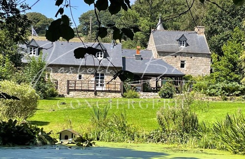 Canihuel House | Family-Friendly Stays at Manoir de Kerollivier