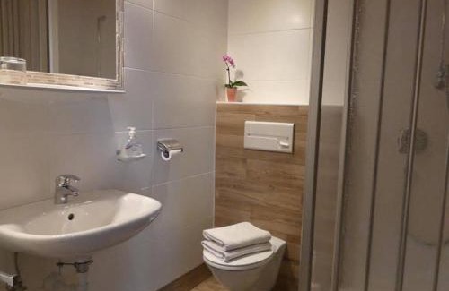 Oberndorf bei Kitzbuhel House | Family-Friendly Retreat at Familie Foidl with Ocean Views