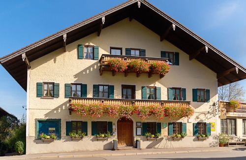 Bad Feilnbach Apartment | Family-Friendly Apartment Nr. 12 + 13 with Prime Amenities