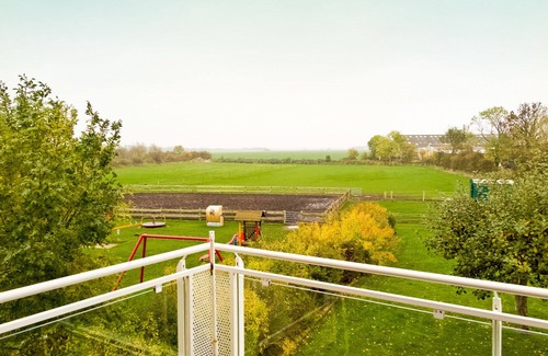 Sahrensdorf Apartment | Familien Erlebnishof Büdlfarm