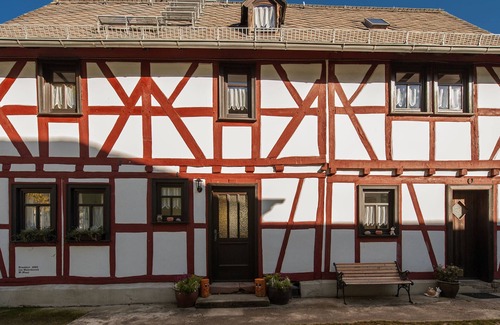 Weyer House | Family Retreat at Villa-Spatzenlust in UNESCO Heritage Valley