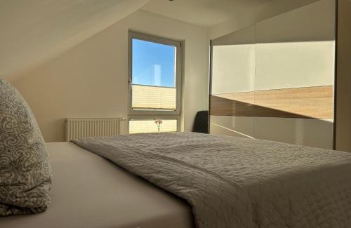 Hagenburg House | Family Getaway by the Ocean - 4-Star Rated Retreat