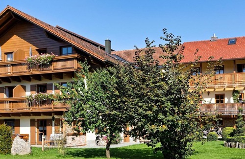 Barnzell Apartment | Family-Friendly Getaway in the Bavarian Forest with Balcony