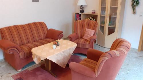 Utarp Apartment | Family Getaway in Ostfriesland: Oceanfront Apartments for 7