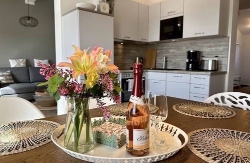 Thiessow Apartment | Family Getaway with Ocean View and Pool Access