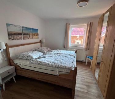 Orth Apartment | Family-Friendly Harbour View Apartment with Pet Amenities