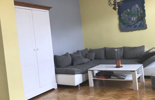 Stadtkyll Apartment | Perfect Retreat for Families and Pets Near Kyllradweg