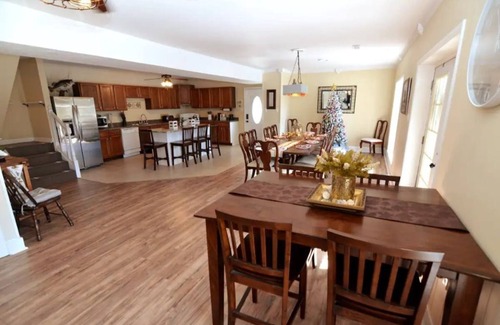 Cook Springs House | Family-Friendly Getaway at Logan Martin Memory Maker