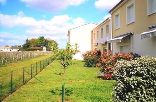 Libourne House | Ideal Retreat for Families and Groups - 14 Houses Await