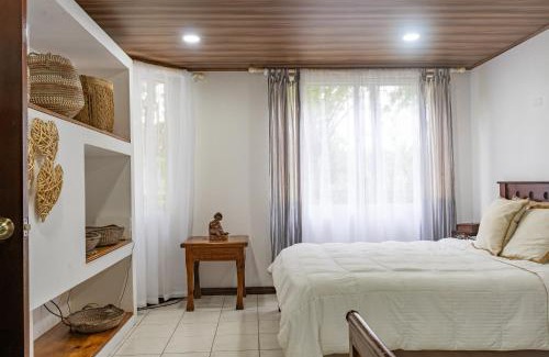 Damas Apartment | Family-Friendly 2bd Apartment Near Quepos & Manuel Antonio