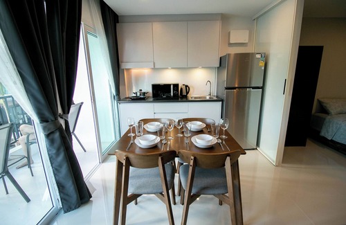 Kram Condo | Family-Friendly Mantra Beach Condominium with Breakfast
