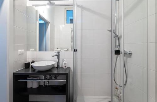 Weißgerber Apartment | Family-Friendly 2BR Oasis Steps from City - Rated 9/10
