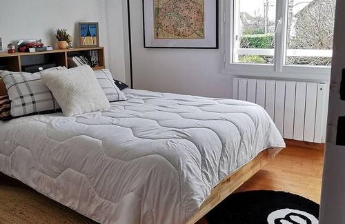 Plaisir House | Family-Friendly Accommodation Near Olympic Venues in Paris