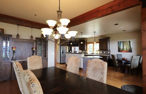 Harrison House | Inviting Lakefront Escape with Breathtaking Views