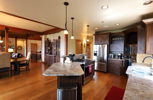 Harrison House | Inviting Lakefront Escape with Breathtaking Views