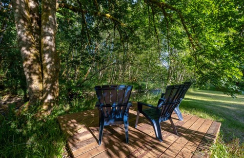 Sherwood - Tualatin North Cottage | Pet-Friendly Family Escape with Ocean Views in Northwest