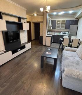 Kentron Apartment | Family-Friendly Apartment with 9.9/10 Guest Reviews