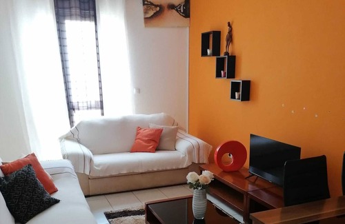 Praia Condo | Comfortable Family Apartment with Kitchen for Your Stay