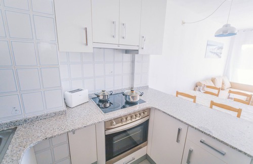 Salou City Centre Apartment | Family Apartment Leomar: Oceanfront with Pool & Spa