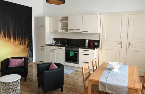 Yppenplatz Apartment | Family-Friendly Arbio I Apartment Near Yppengasse