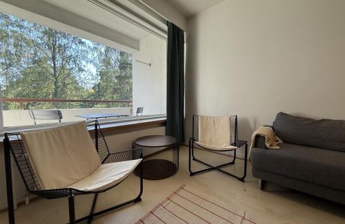 Itainen District Apartment | Family apartment with balcony and separate kitchen