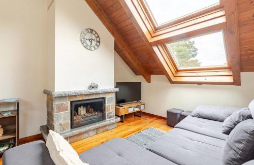 Esterri D'Aneu Apartment | Family Attic Esterri: Child-Friendly Stay with 9.4 Rating