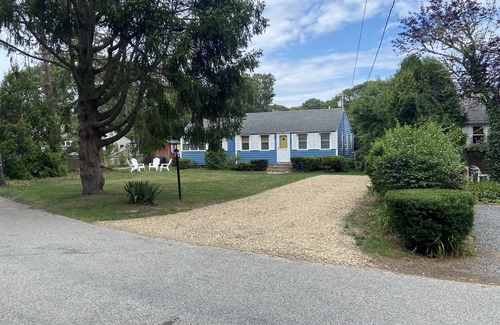 Harwich Port Cottage | Beautiful Cottage Steps to Earle Beach, Rated 9.6/10