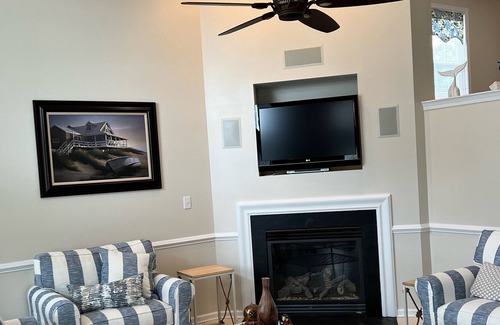 Bayside House | Family beach house, minutes to OCMD boardwalk & Assataque Island.