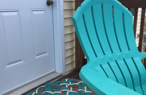Hants Harbour Cabin | Cozy Family Cabin by the Sea in Newfoundland Awaits You