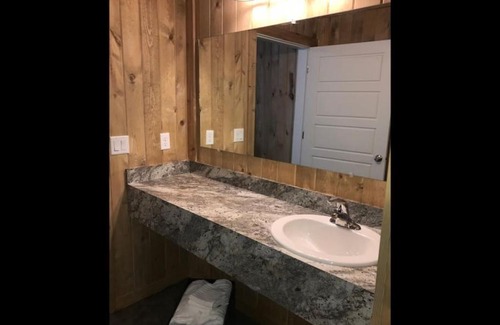 Island Park Ski Chalet | Ideal Family Cabin Unit 8 with Inviting Hot Tub Amenities