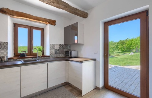 Makovci Villa | Family-Friendly Casa Ida with Pool in Grožnjan