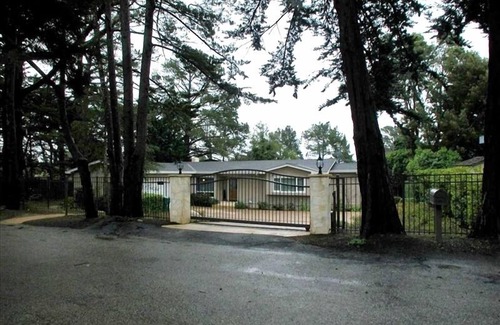 Northeast Carmel House | Delightful Family Retreat in Carmel with Oceanfront Amenities