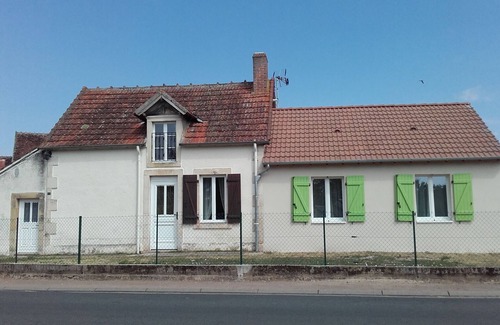 Braize House | Ideal Family Cottage by the Tronçais Forest in Auvergne