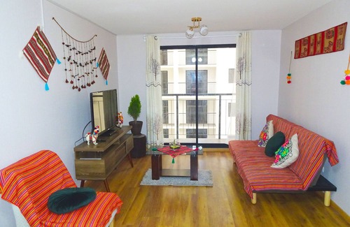 Cusco Apartment | Cozy Family Retreat in Cusco with Breakfast & Spa