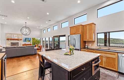 Gate Hollow Estates Villa | Perfect Pet-Friendly Waterfront Retreat with Pool & Hot Tub