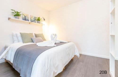Delft Apartment | Family-Friendly Studio XL with Balcony in Delft Utopia