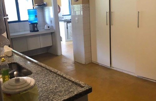 Igarata House | Family Farm Retreat with 10 Suites & Pet-Friendly Amenities