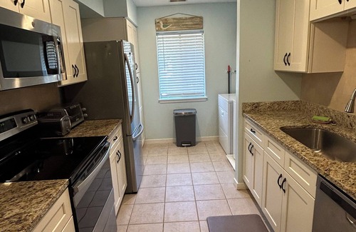 Hilton Head Island Villa | Guest Rated: Family Footprints - Beachside Fun & Amenities!